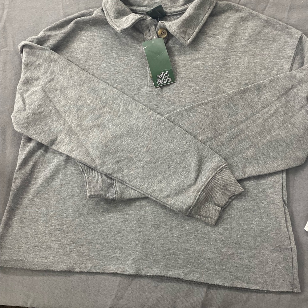 Wild Fable Gray Waist Length crop top
